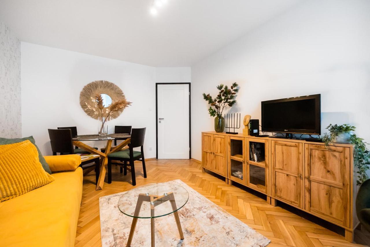 Metro Swietokrzyska Boho Aesthetic Apartment Warsaw Ngoại thất bức ảnh